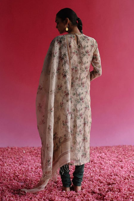 Shop Taisha White Linen, , Handloom Embroidery, Aacho Flower Woven Kurta Set at Aza Fashions Shop_Taisha_White Linen, , Handloom Embroidery, Aacho Flower Woven Kurta Set _at_Aza_Fashions