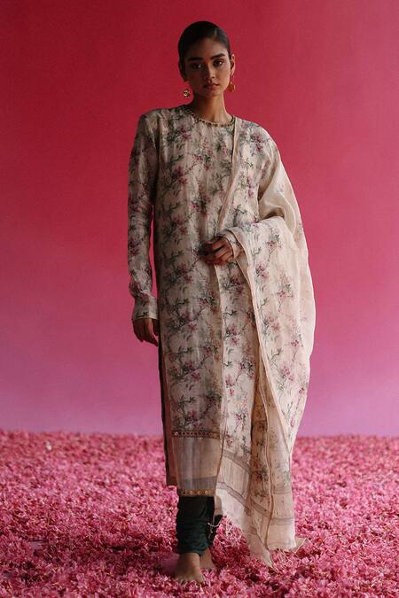 Buy Taisha White Linen, , Handloom Embroidery, Aacho Flower Woven Kurta Set Online at Aza Fashions Buy_Taisha_White Linen, , Handloom Embroidery, Aacho Flower Woven Kurta Set _Online_at_Aza_Fashions