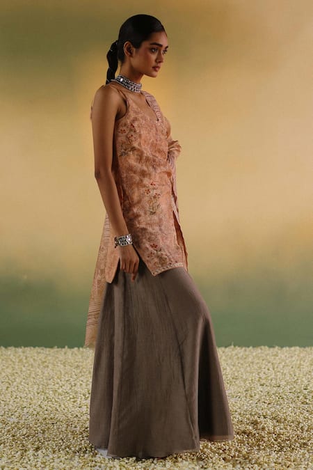 Buy Taisha Peach Silk, Cotton, Chanderi, Handloom Nanda Flower Woven Kurta Gharara Set Online at Aza Fashions Buy_Taisha_Peach Silk, Cotton, Chanderi, Handloom Nanda Flower Woven Kurta Gharara Set _Online_at_Aza_Fashions