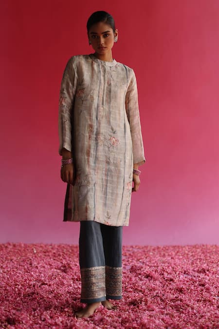 Taisha_Cream Linen, Silk, , Chanderi, Handloom Bhuman Kurta Pant Set _Online_at_Aza_Fashions