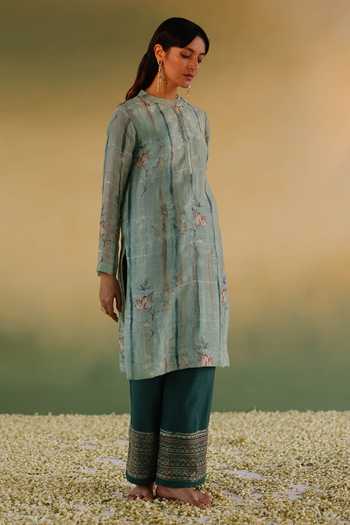 Buy Taisha Green Linen, , Handloom Bhuman Stripe Woven Kurta Pant Set Online at Aza Fashions Buy_Taisha_Green Linen, , Handloom Bhuman Stripe Woven Kurta Pant Set _Online_at_Aza_Fashions