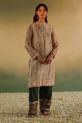 Taisha_Yellow Linen, Silk, , Handloom Bhuman Geometric Woven Kurta Set _Online_at_Aza_Fashions