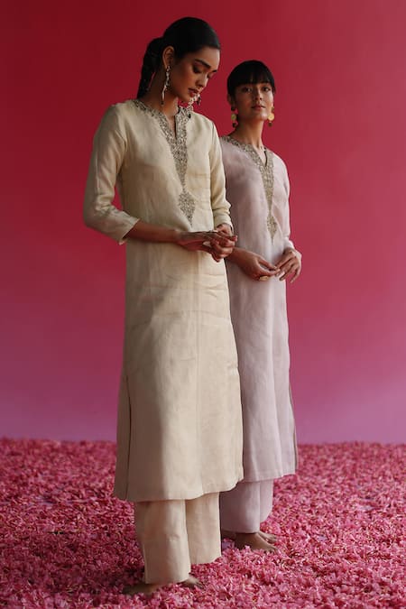 Taisha Gray Tissue, Silk Zari, Beads Split Grey Embroidered Kurta And Flared Pant Set Online at Aza Fashions Taisha_Gray Tissue, Silk Zari, Beads Split Grey Embroidered Kurta And Flared Pant Set _Online_at_Aza_Fashions