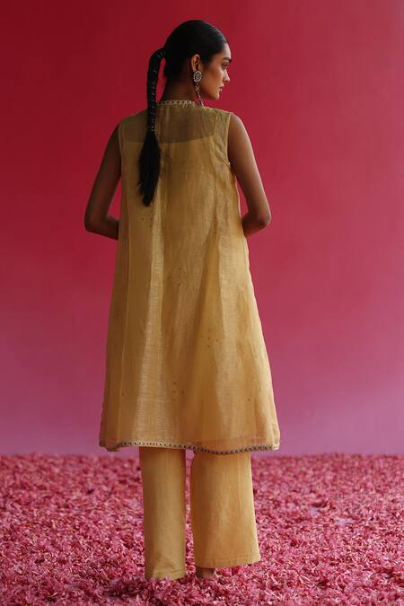 Shop Taisha Yellow Linen, Silk Embroidery, Sequins Pushti Floral Handloom Jacket Kurta at Aza Fashions Shop_Taisha_Yellow Linen, Silk Embroidery, Sequins Pushti Floral Handloom Jacket Kurta _at_Aza_Fashions