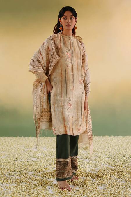 Taisha Yellow Linen, Silk, Cotton Embroidery Straight Floral Pattern Kurta With Pant Online at Aza Fashions Taisha_Yellow Linen, Silk, Cotton Embroidery Straight Floral Pattern Kurta With Pant _Online_at_Aza_Fashions