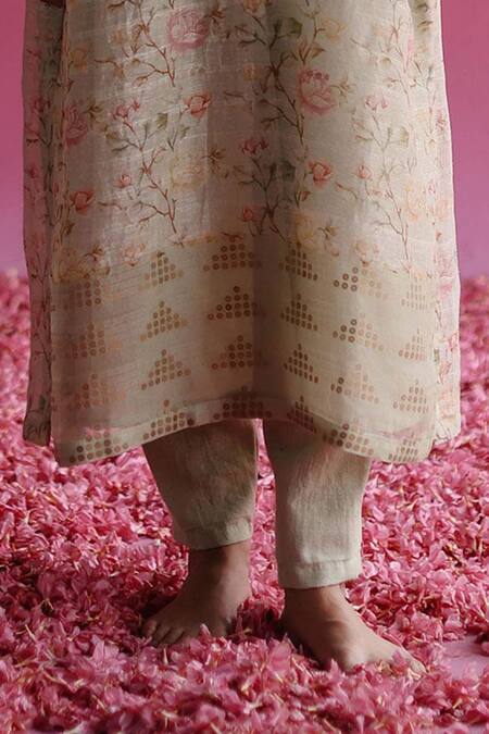 Shop_Taisha_Green , Handloom Gulbag Pure Kala Pant _Online_at_Aza_Fashions