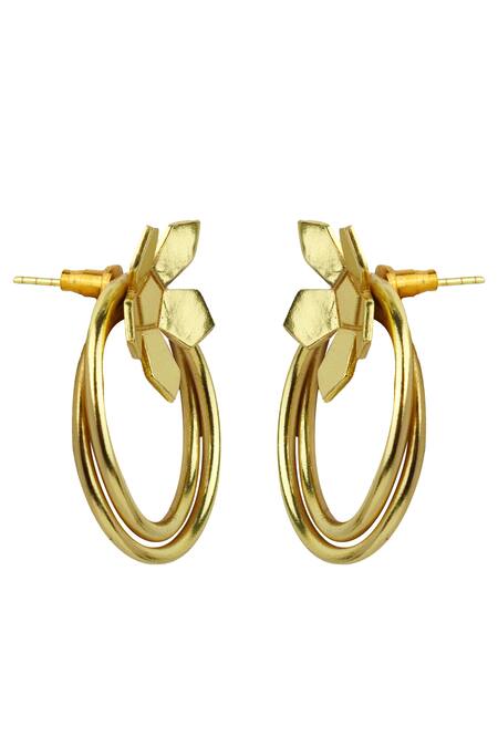 Varnika Arora Gold Plated Zuri Floral Pattern Earrings Online at Aza Fashions Varnika Arora_Gold Plated Zuri Floral Pattern Earrings _Online_at_Aza_Fashions