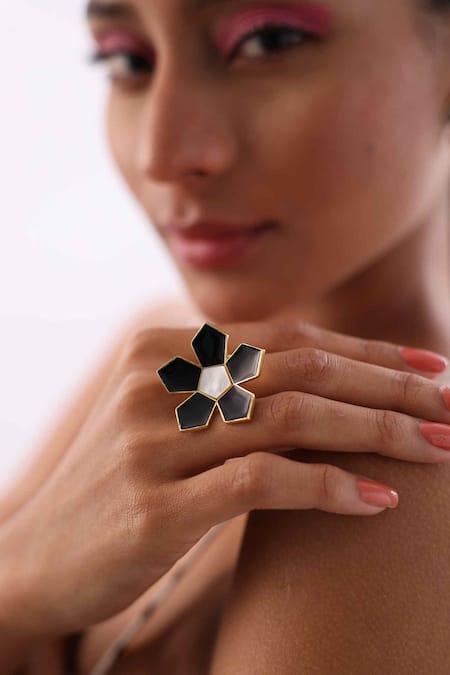 Varnika Arora_Gold Plated Willow Floral Pattern Ring _Online_at_Aza_Fashions