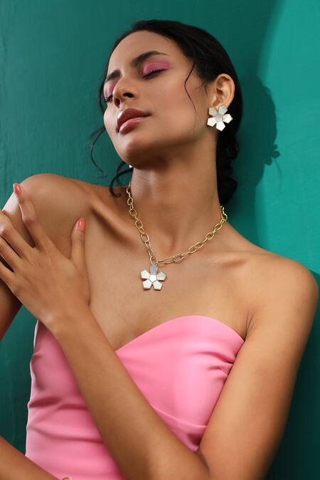 Shop_Varnika Arora_Gold Plated Pearls Willow Floral Motif Pattern Studs _Online_at_Aza_Fashions