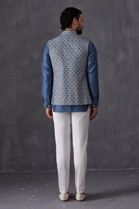 Arjan Dugal Floral Embroidered Bundi 