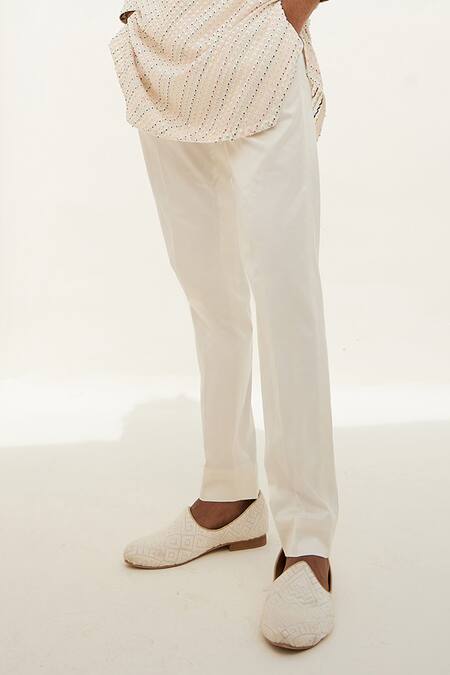 Buy_Arjan Dugal_Ivory Cotton, Silk, Georgette, Lycra Embroidery Floral Kurta With Pant _Online_at_Aza_Fashions