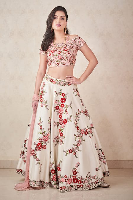 SAMMOHI BY MOKSHA AND HIRAL Thread Hand Embroidered Lehenga Set 