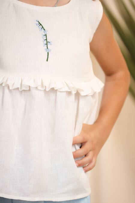 Casa Ninos_White Linen Embroidery Placement Top And Shorts Set _at_Aza_Fashions