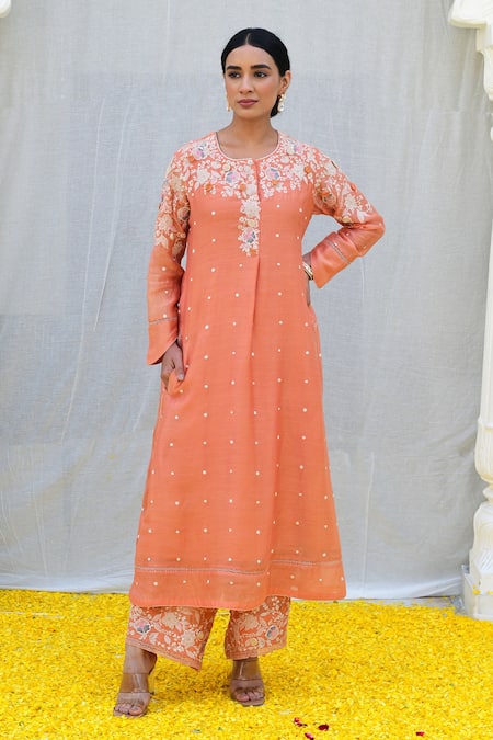 Label Niti Bothra Peach Banaras Silk Base Embroidered Resham Round Kurta And Palazzo Set