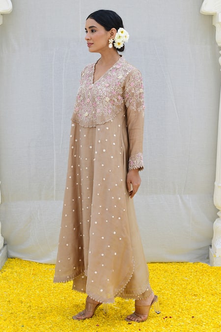 Buy_Label Niti Bothra_Ivory , Chanderi Embroidery Collared Banaras Kurta And Palazzo Set _Online_at_Aza_Fashions