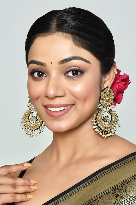 Vivinia By Vidhi Mehra Green Diamonds, Crystals Kundan And Stone Embellished Chandbalis 