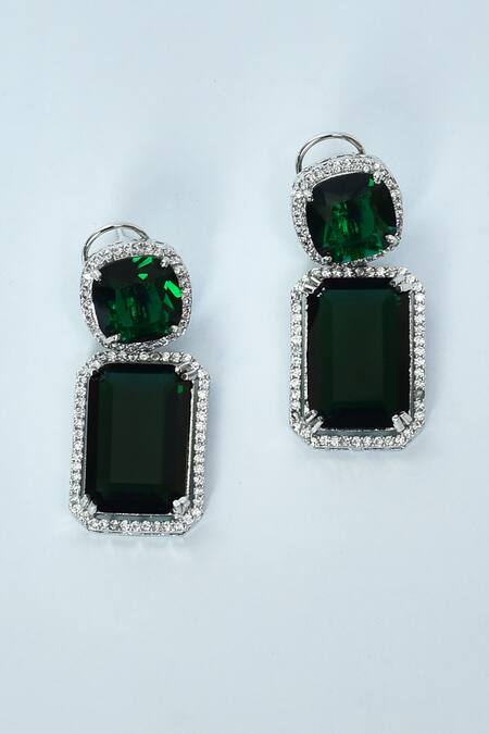 Shop_Vivinia By Vidhi Mehra_Green Diamonds, Stones Emerald Embellished Necklace Set _Online_at_Aza_Fashions