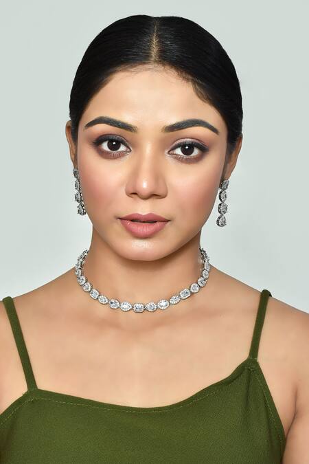 Buy_Vivinia By Vidhi Mehra_Silver Plated Zari Zircon Diamonds Studded Choker Necklace Set 