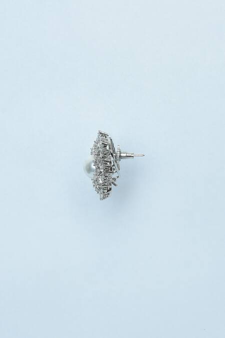 Buy_Vivinia By Vidhi Mehra_White Zari, Diamonds, Pearls Embellished Stud Earrings _Online_at_Aza_Fashions