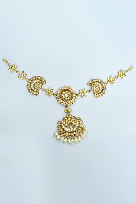 Vivinia By Vidhi Mehra_Gold Plated Floral Embellished Kundan Mathapatti _Online_at_Aza_Fashions