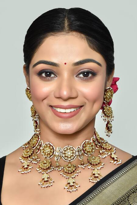 Vivinia By Vidhi Mehra_Maroon Crystals, Stones Kundan Embellished Choker Necklace Set _at_Aza_Fashions