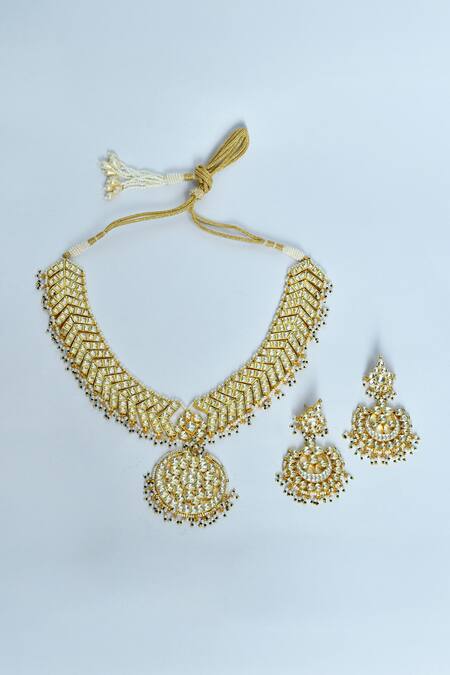 Buy_Vivinia By Vidhi Mehra_Gold Plated Stones Kundan Polki And Pearl Embellished Pendant Necklace Set _Online_at_Aza_Fashions