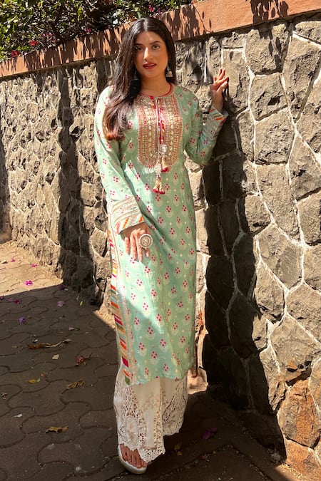 Gopi Vaid Floral Butti Print Tunic With Palazzo 