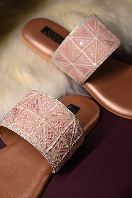 Shop_Miraki_Pink Embroidered Thread Flats _at_Aza_Fashions