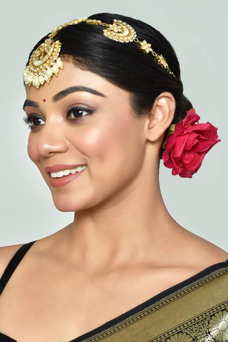 Buy_Vivinia By Vidhi Mehra_Gold Plated Floral Embellished Kundan Mathapatti _Online_at_Aza_Fashions