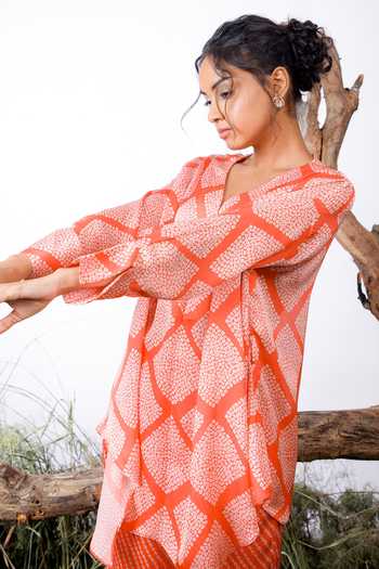 Shop_Omana By Ranjana Bothra_Orange Satin, Georgette, Crepe V-neck Flared Bandhani Print Top With Pant _Online_at_Aza_Fashions
