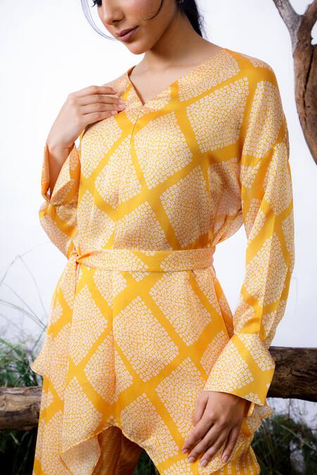 Buy Omana By Ranjana Bothra Yellow Satin, Georgette, Crepe Bandhani Print Asymmetric Top With Pant Online at Aza Fashions Buy_Omana By Ranjana Bothra_Yellow Satin, Georgette, Crepe Bandhani Print Asymmetric Top With Pant _Online_at_Aza_Fashions