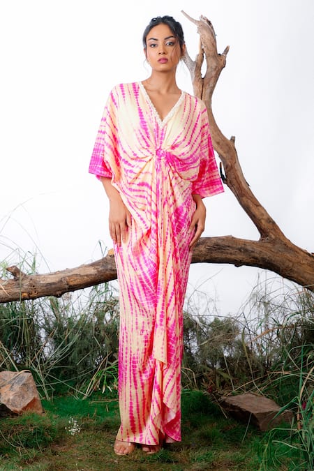 Omana By Ranjana Bothra Pink Modal, Satin Beads, Sequins V-neck Shibori Pattern Kaftan Online at Aza Fashions Omana By Ranjana Bothra_Pink Modal, Satin Beads, Sequins V-neck Shibori Pattern Kaftan _Online_at_Aza_Fashions