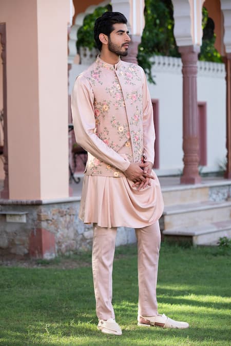 Studio Bagechaa Peach Russian Silk Embroidered Thread Floral Nehru Jacket And Kurta Set 