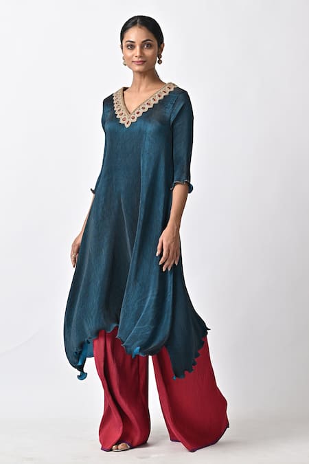 Shop_Kiran Uttam Ghosh_Blue Pleated Polyester Mix Printed Abstract V Neck Kaftan _at_Aza_Fashions