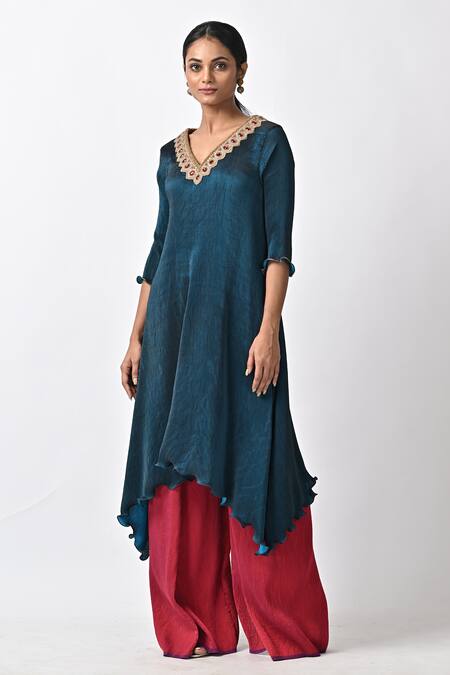 Kiran Uttam Ghosh_Blue Pleated Polyester Mix Printed Abstract V Neck Kaftan _Online_at_Aza_Fashions