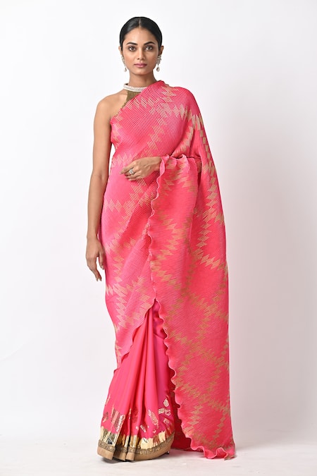 Kiran Uttam Ghosh Fuchsia Pleated Polyester Mix Hand Saree With Unstitched Blouse 