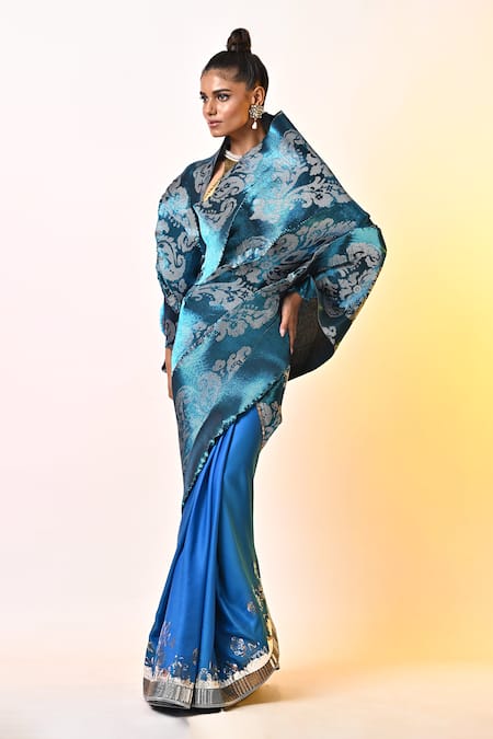 Kiran Uttam Ghosh Abstract Print Saree With Unstitched Blouse 