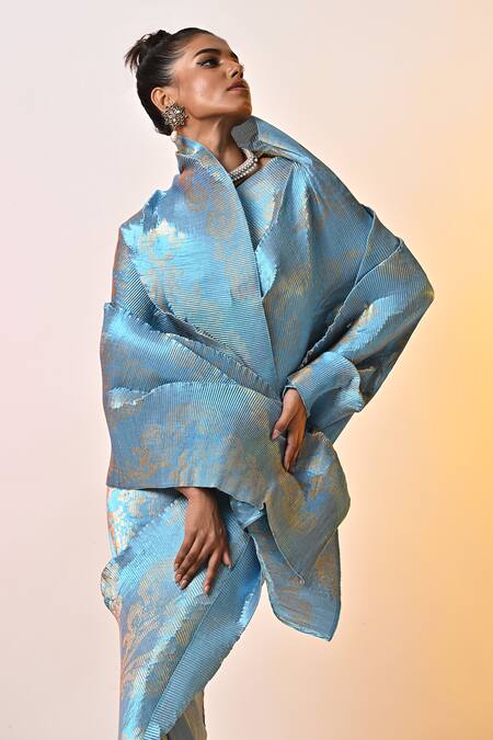 Kiran Uttam Ghosh_Blue Pleated Polyester Mix Pattern Saree With Unstitched Blouse  _Online_at_Aza_Fashions