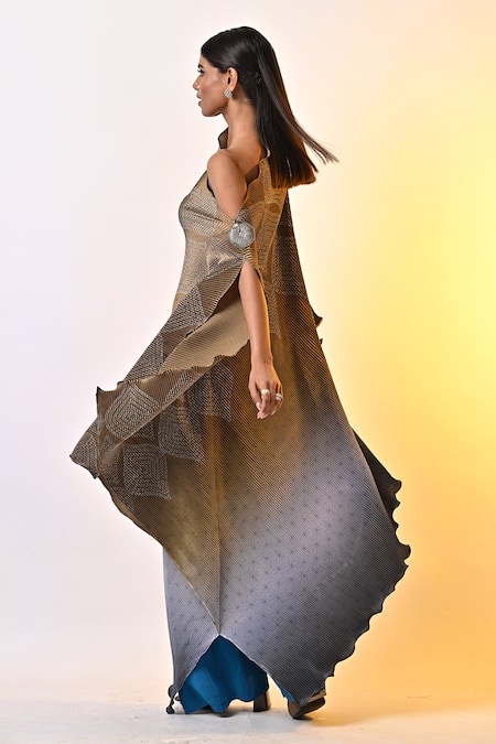 Kiran Uttam Ghosh Tribal Print Ombre Draped Kaftan 