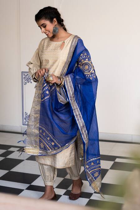 Buy_The Home Affair_Ivory Chanderi, Cotton Gota Patti, Tassels Printed Kurta Set With Dupatta _Online_at_Aza_Fashions