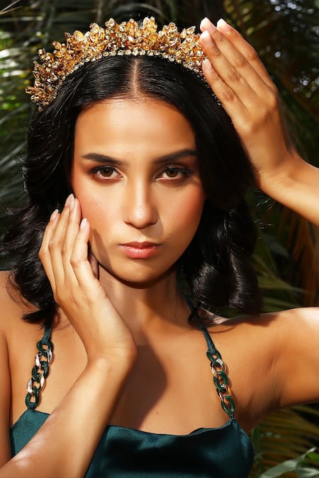 Born Flash Gold Beads, Crystals, Sequins Victoria Jewelled Hairband Online at Aza Fashions Born Flash_Gold Beads, Crystals, Sequins Victoria Jewelled Hairband _Online_at_Aza_Fashions