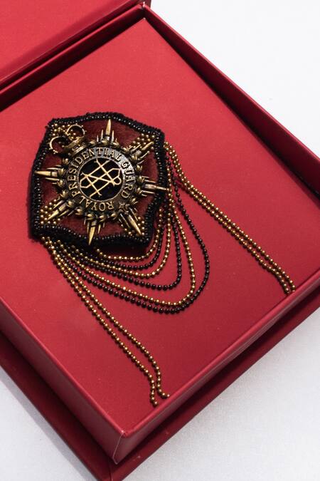 S&N By Shantnu Nikhil Black Beads, Cut Work Carved Crest Brooch