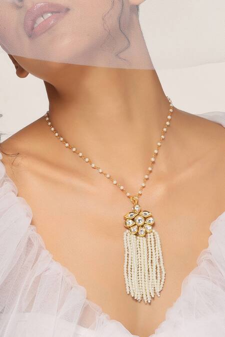 Swabhimann_White Tassel Pearl Embellished Pendant Necklace _Online_at_Aza_Fashions