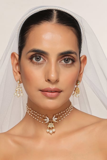 Shop_Swabhimann_Gold Plated Pearls, Stones Kundan Embellished Choker Necklace Set _at_Aza_Fashions