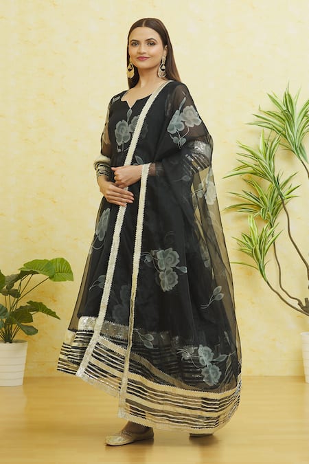 Samyukta Singhania_Black Organza, Cotton Gota Patti Split V-neck Floral Print Anarkali Set _at_Aza_Fashions