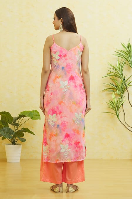 Adara Khan Pink Floral Embroidered Kurta Pant Set 