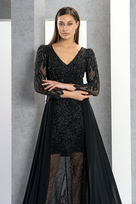 Buy Black Lachaka Plain V Neck Puff Sleeve Dress For Women by Emblaze  Online at Aza Fashions.