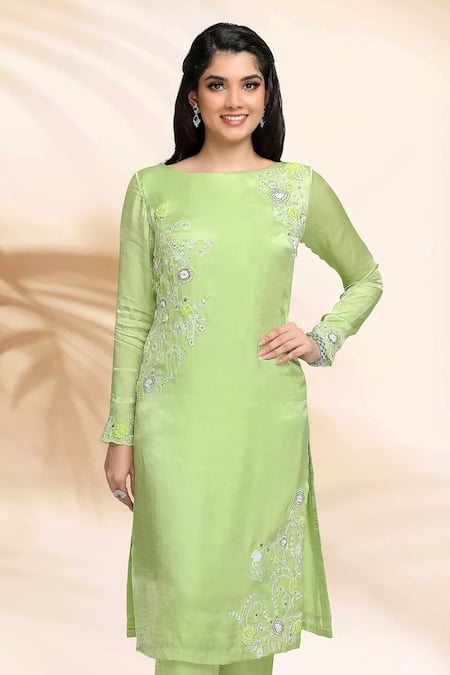 Buy_Sanjana Thakur_Green Gingham, Organza Embroidery Boat Neck Floral Kurta Set _Online_at_Aza_Fashions