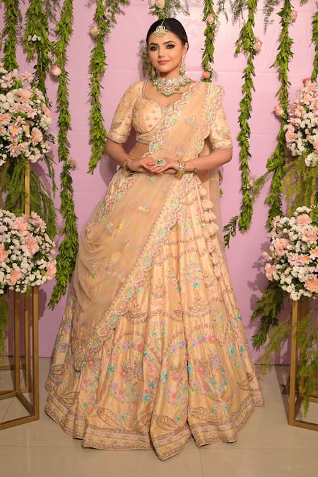 Royal Silk Bridal Peach Lehenga Set SIYA2129INS – ShreeFashionWear