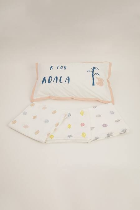 Shop Masaya Purple Hypoallergenic Cotton Hand Block Printed K For Koala Bedsheet Set at Aza Fashions Shop_Masaya_Purple Hypoallergenic Cotton Hand Block Printed K For Koala Bedsheet Set_at_Aza_Fashions